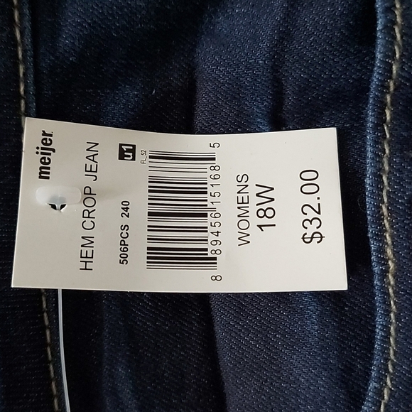 Straight Leg Button Fly Dark Wash - Picture 7 of 7